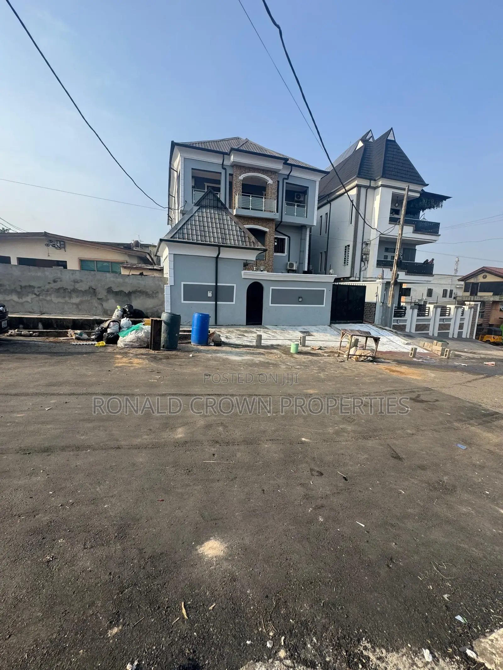 3bdrm Duplex in Ogba for sale