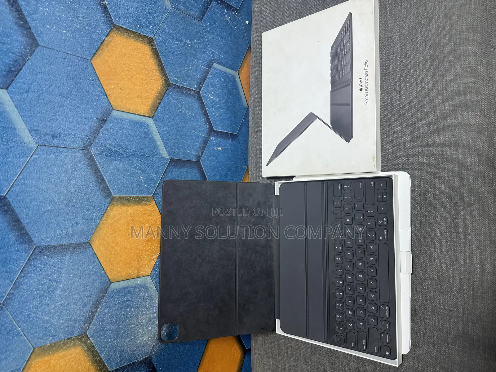 iPad Smart Keyboard Folio