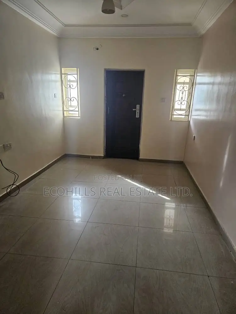 4bdrm Duplex in Dawaki for sale