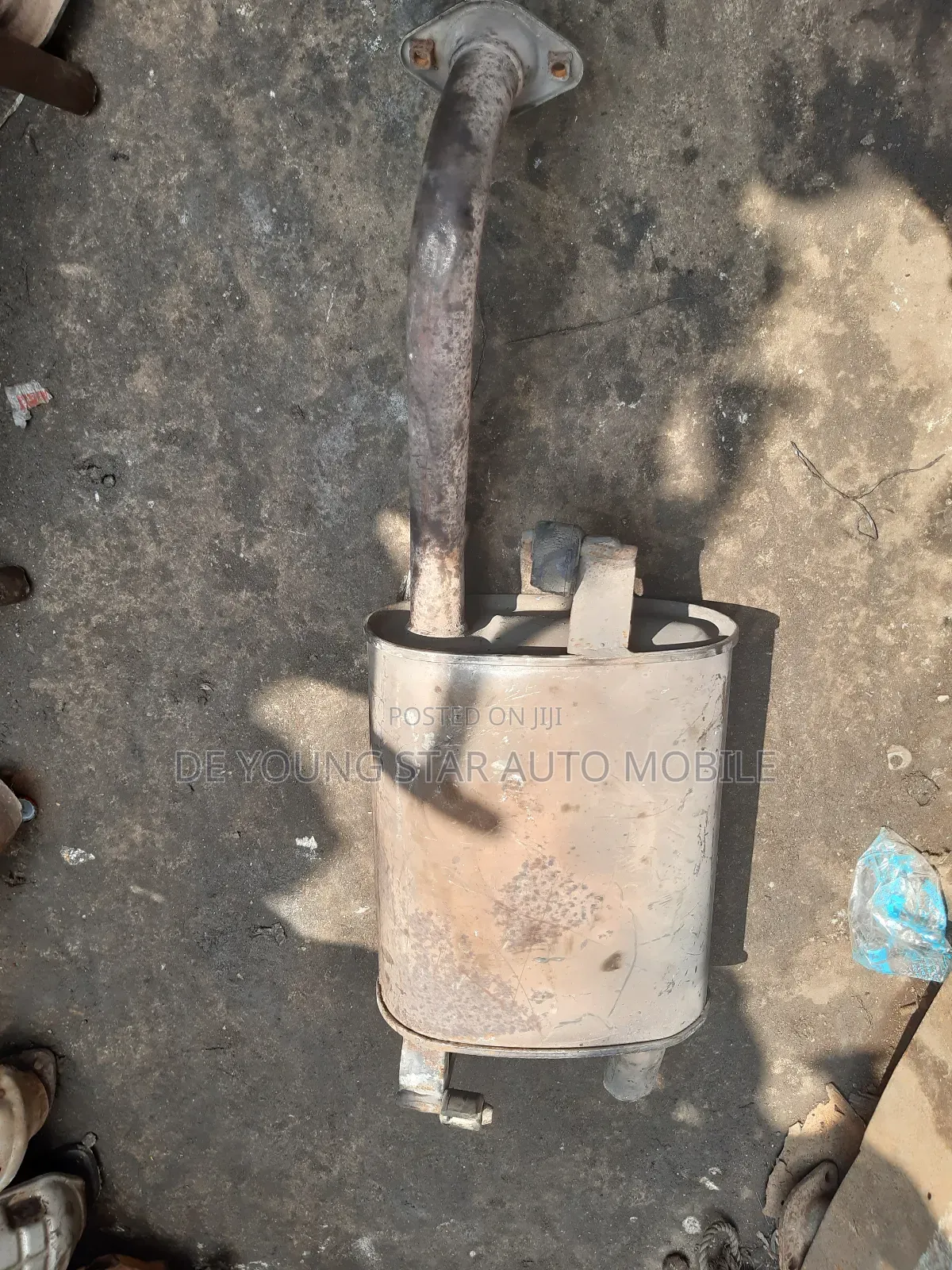 Back Exhaust Port for Toyota Corolla Verso
