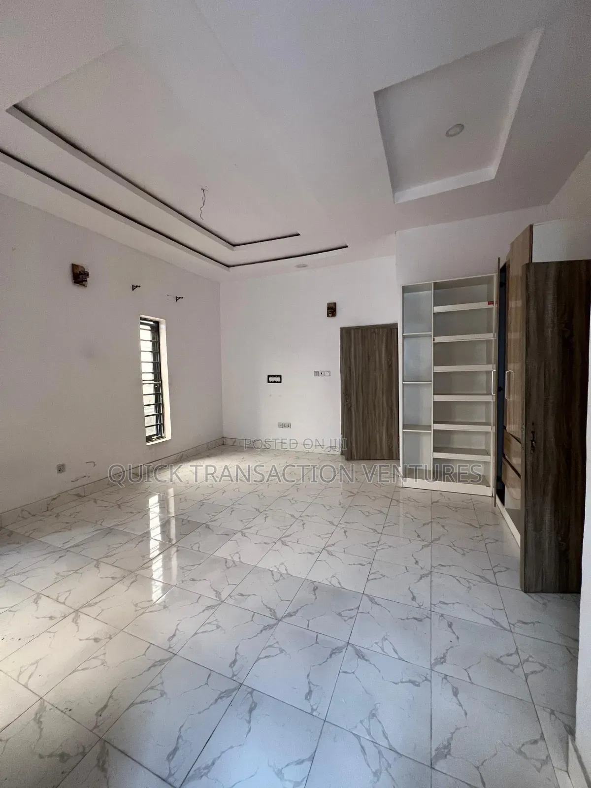 4bdrm Duplex in Alaka/Iponri for sale
