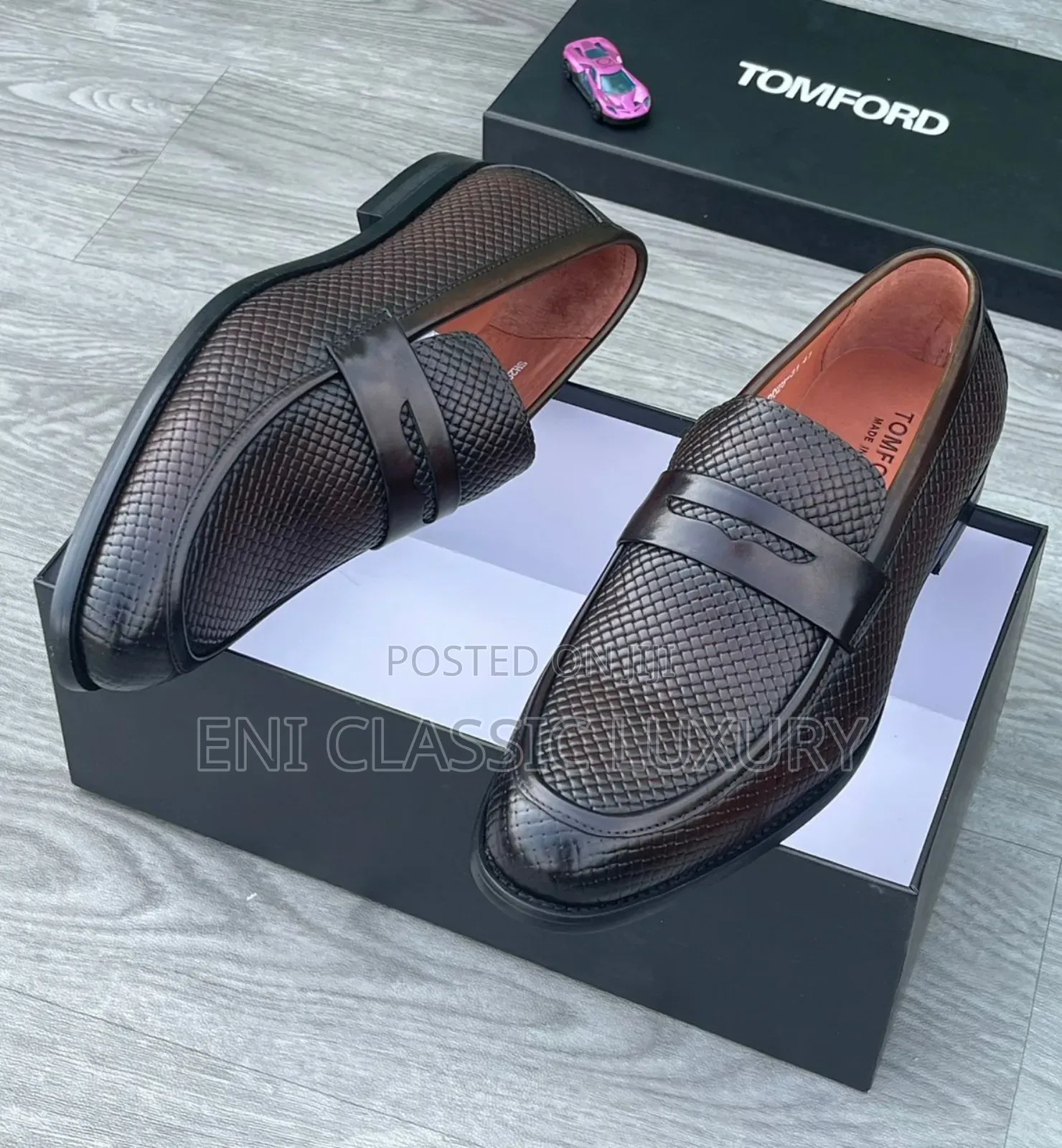 Tom Ford Luxury Men's Shoes Well Banded Package