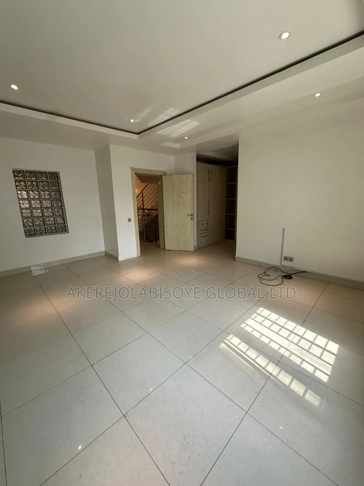 4bdrm Duplex in Lifecamp By Catholic for rent