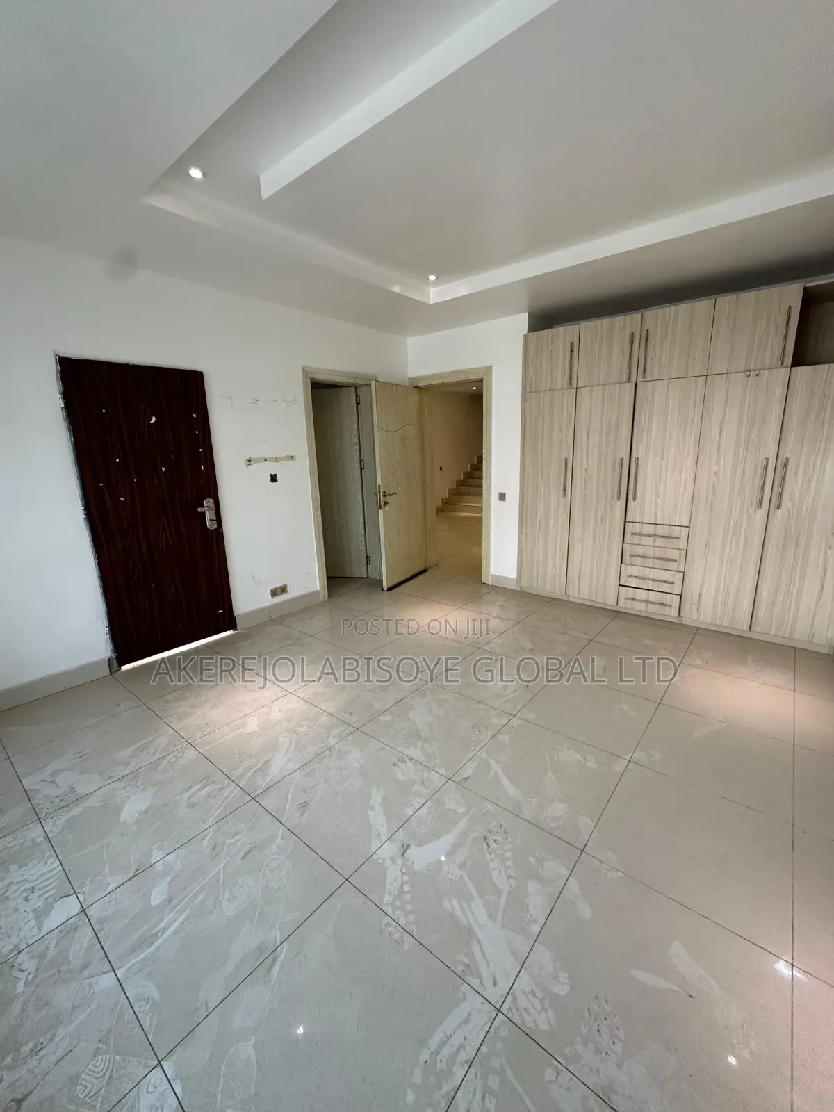 4bdrm Duplex in Lifecamp By Catholic for rent