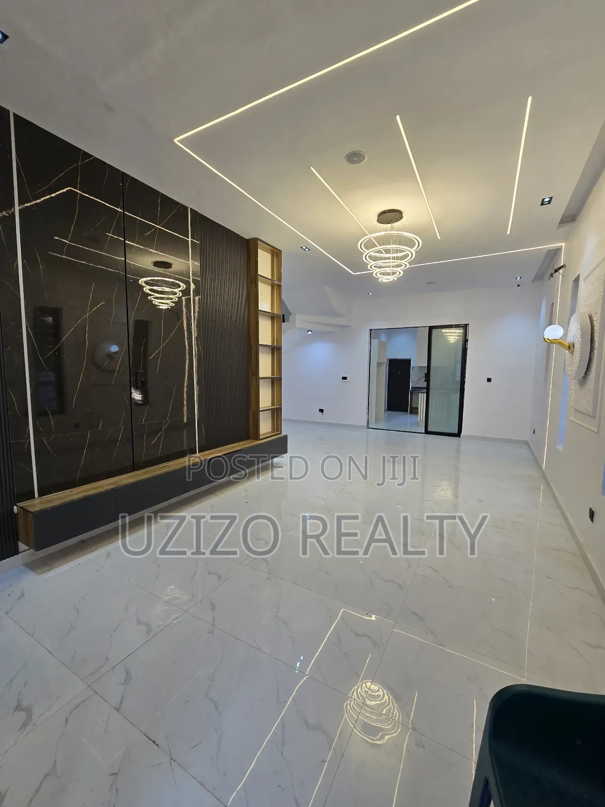 5bdrm Duplex in Ikota Gra for sale