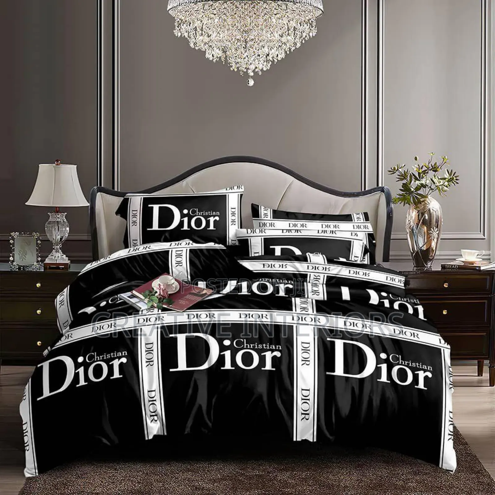 6by6 Complete Set of Duvet With 4pillow