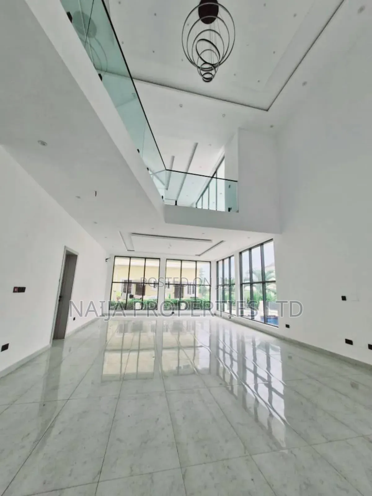 4bdrm Duplex in Chevron, Lekki for sale