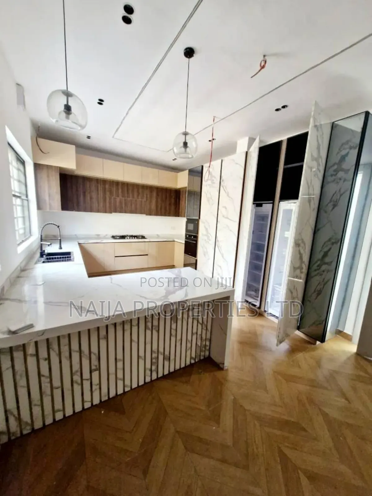 4bdrm Duplex in Chevron, Lekki for sale