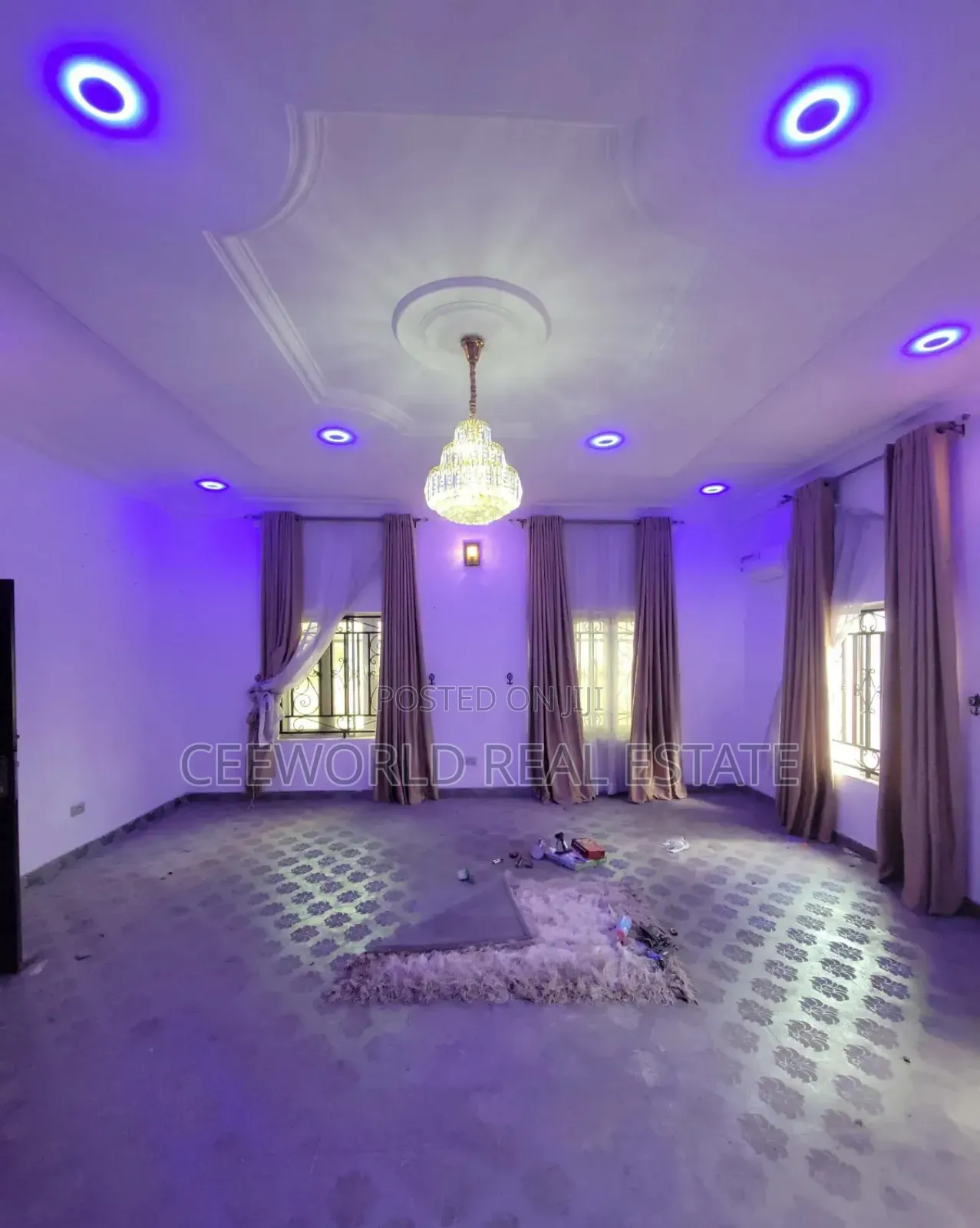 5bdrm Duplex in Kolapo Ishola Gra, Akobo for rent
