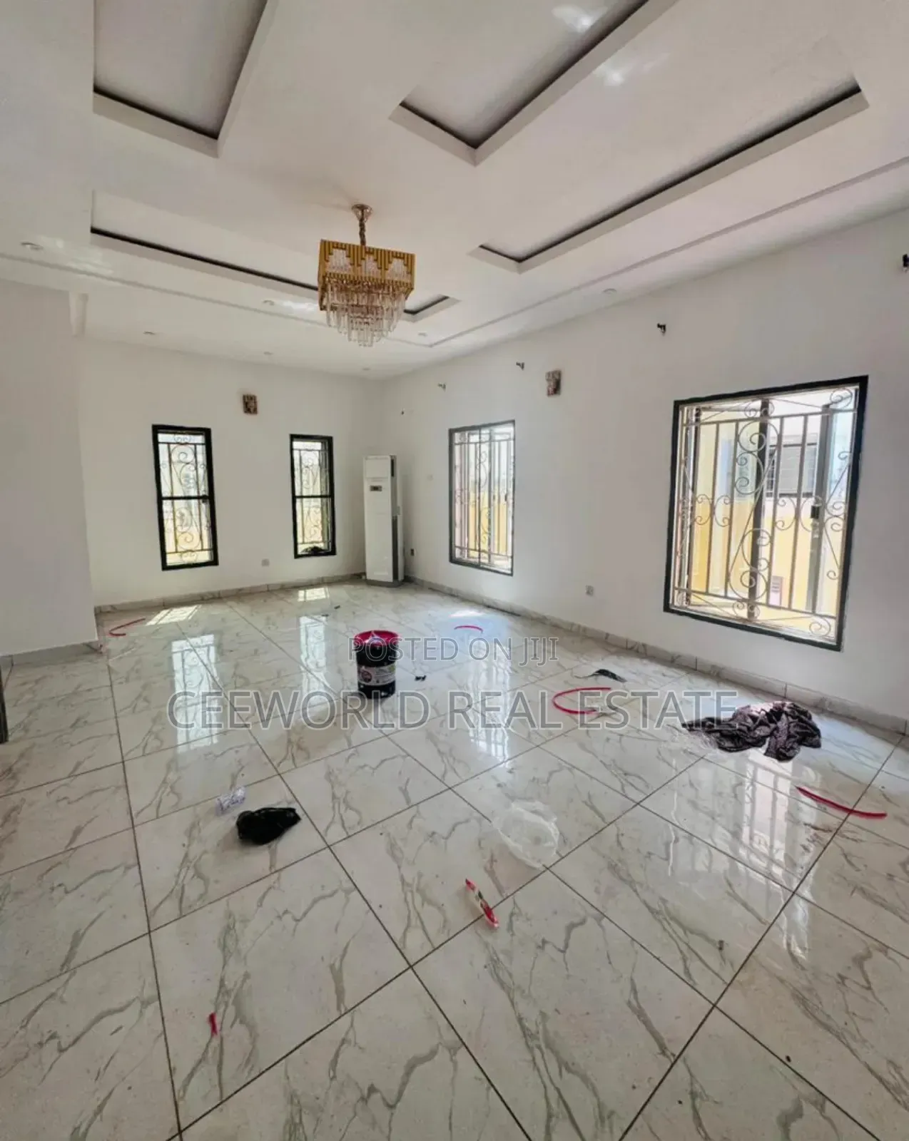 5bdrm Duplex in Kolapo Ishola Gra, Akobo for rent