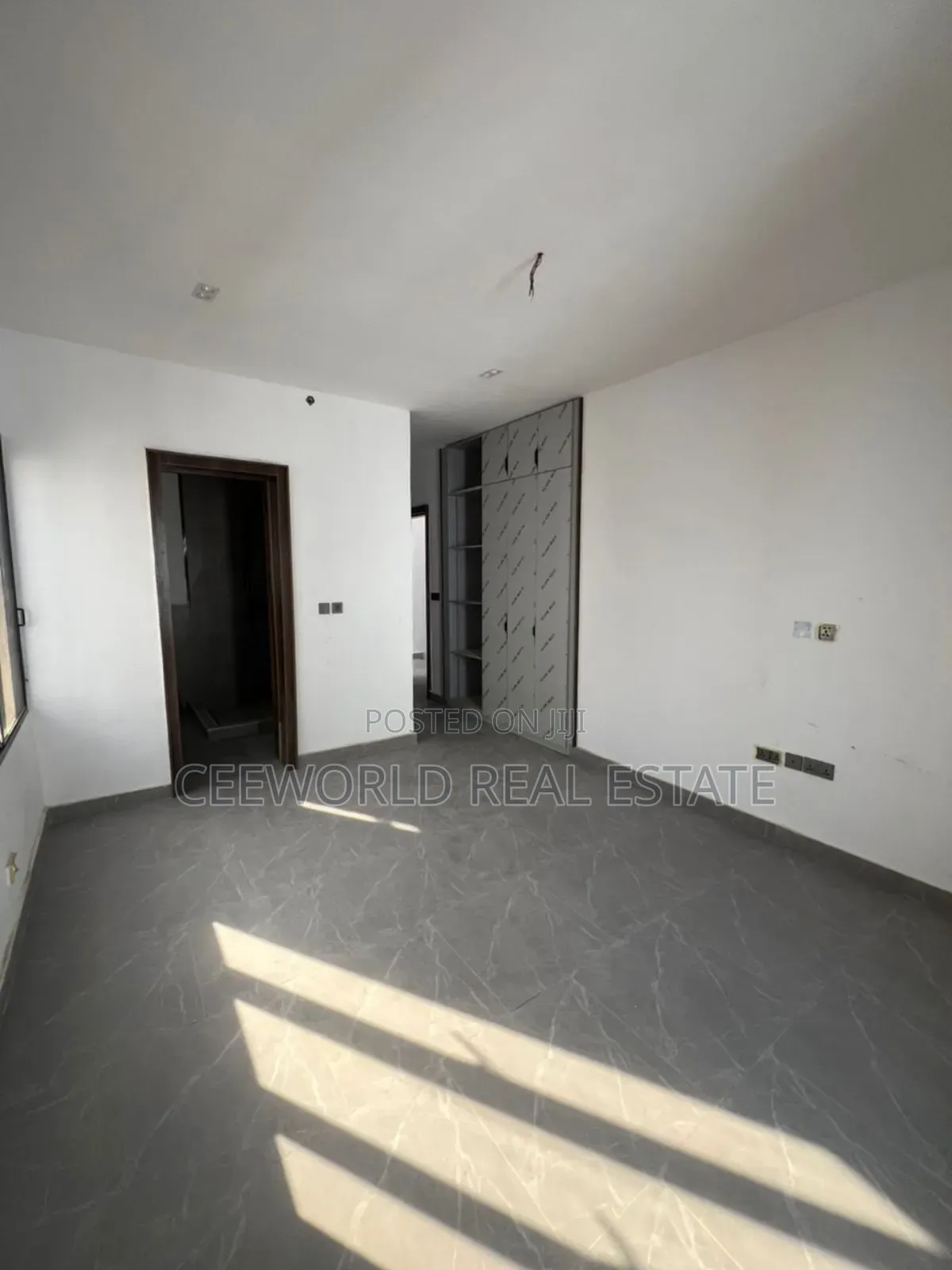 4bdrm Duplex in Main Jericho Gra for rent