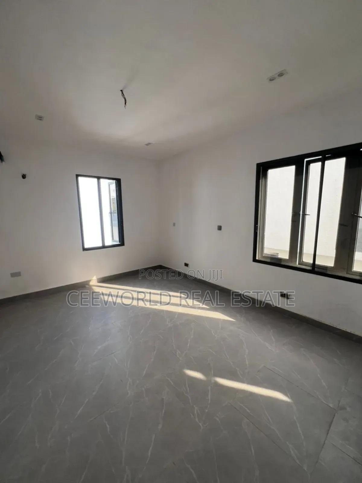 4bdrm Duplex in Main Jericho Gra for rent