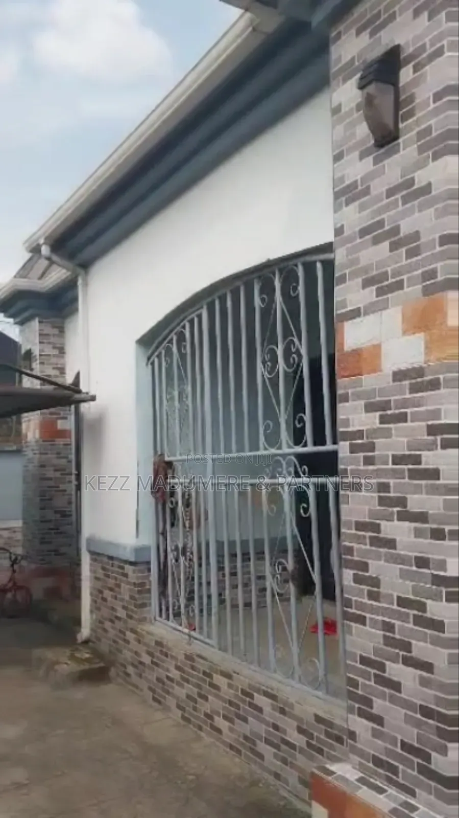 5bdrm Bungalow in Umuguma Owerri Imo for sale