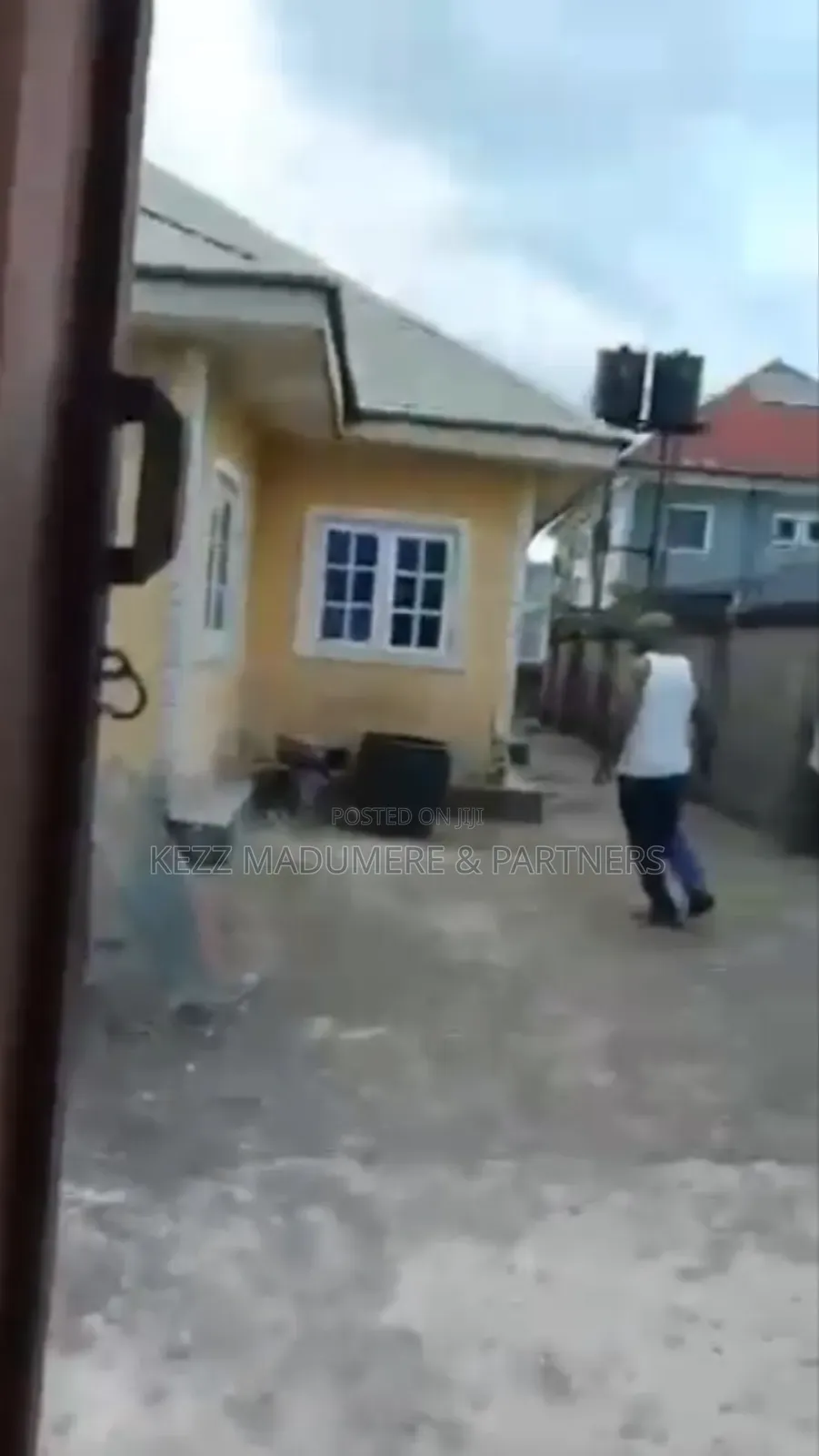 6bdrm Bungalow in Umuguma Owerri West for sale