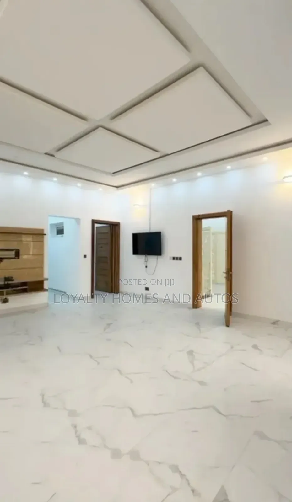 Furnished 7bdrm Mansion in Katampe Extension for sale