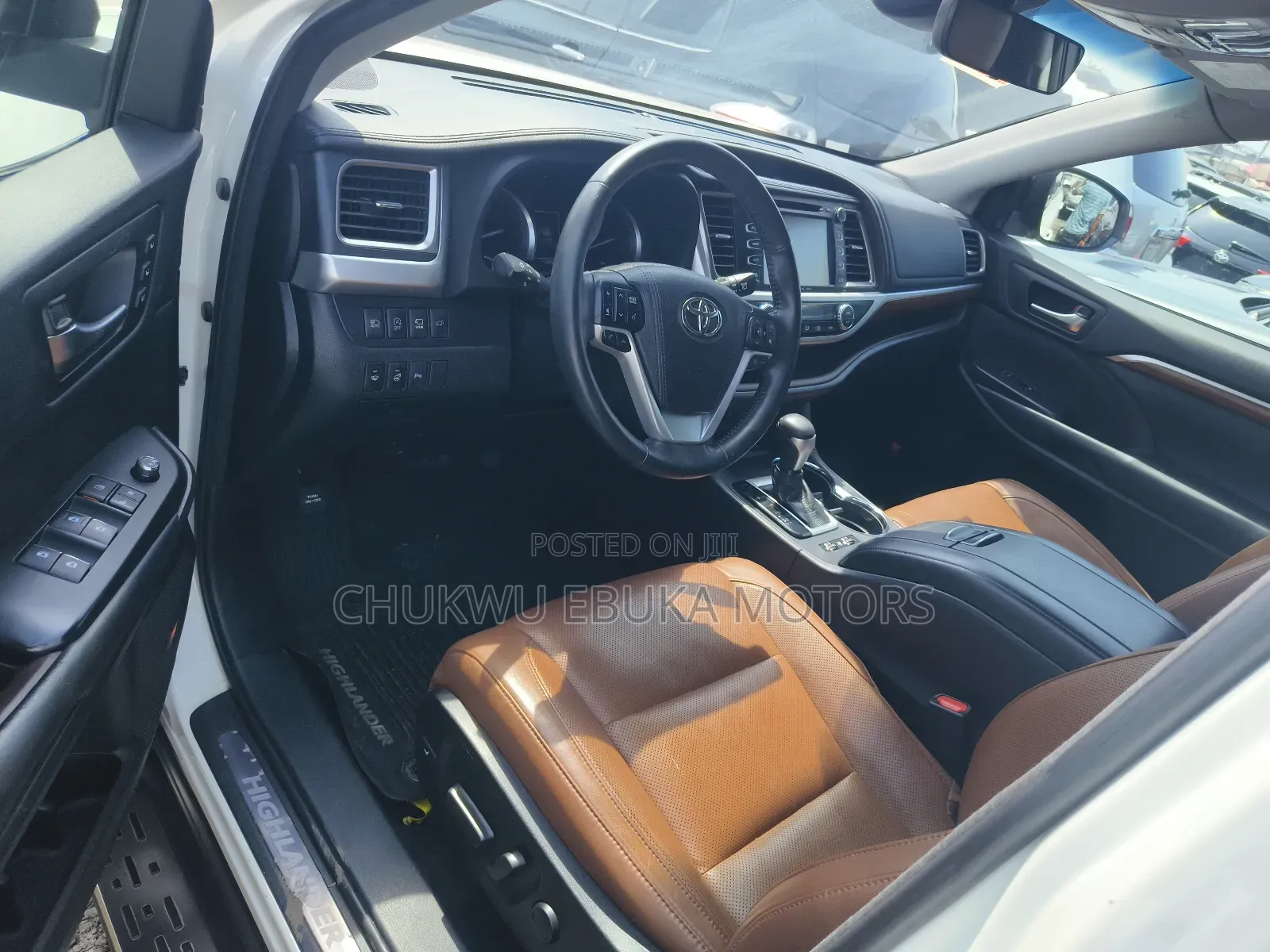 Toyota Highlander Limited Platinum 4x2 V6 (3.5L 6cyl 8A) 2018 White