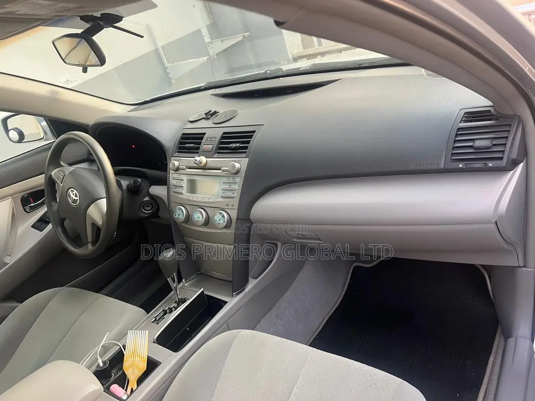 Toyota Camry 2.4 LE 2008 Silver