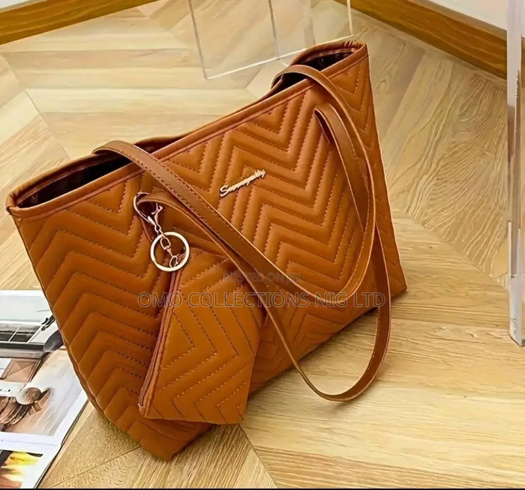 Exquisite Premium Quality Leather Shoulder Bag –Versatile and Stylish