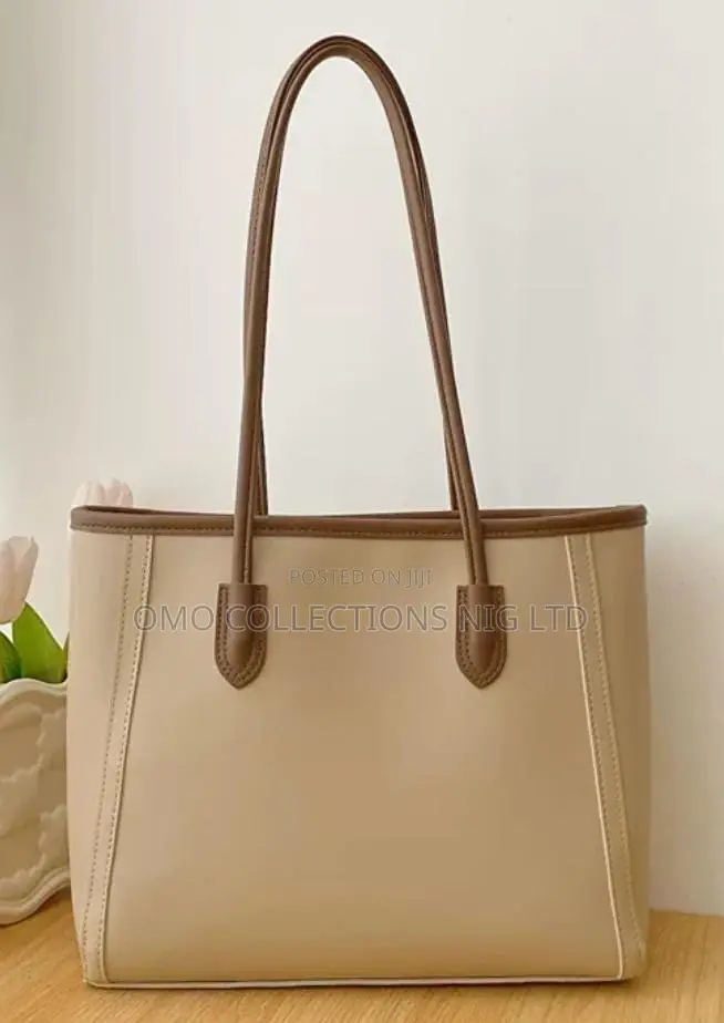 Luxury Modern Premium Leather Ladies Handbag –Elegant and Contemporary