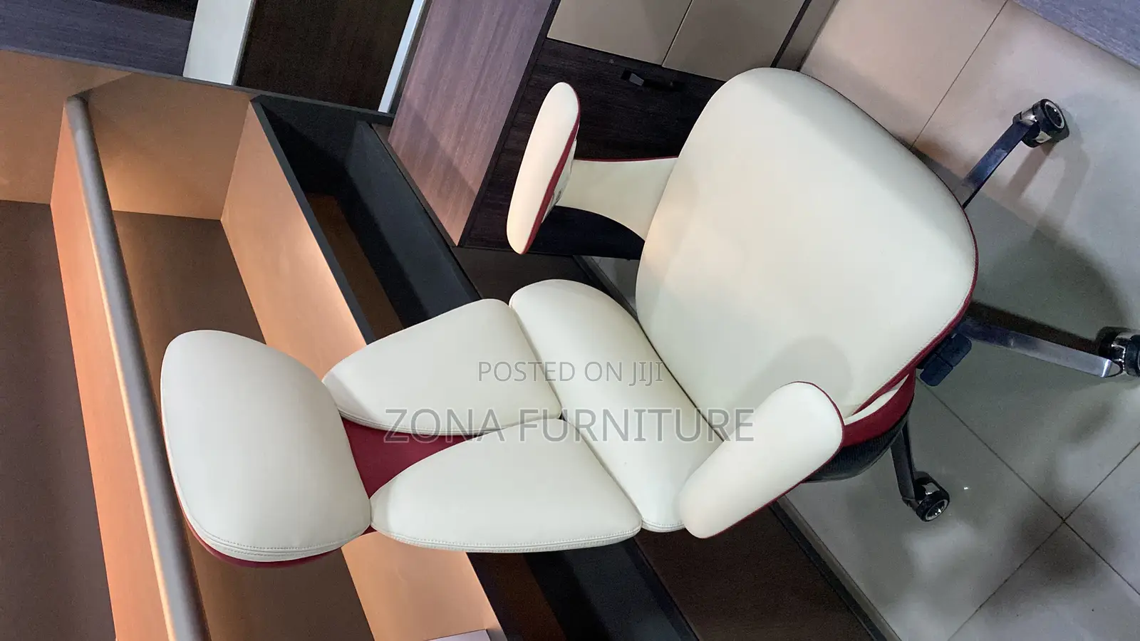 Imported Executive Office Swivel Chair