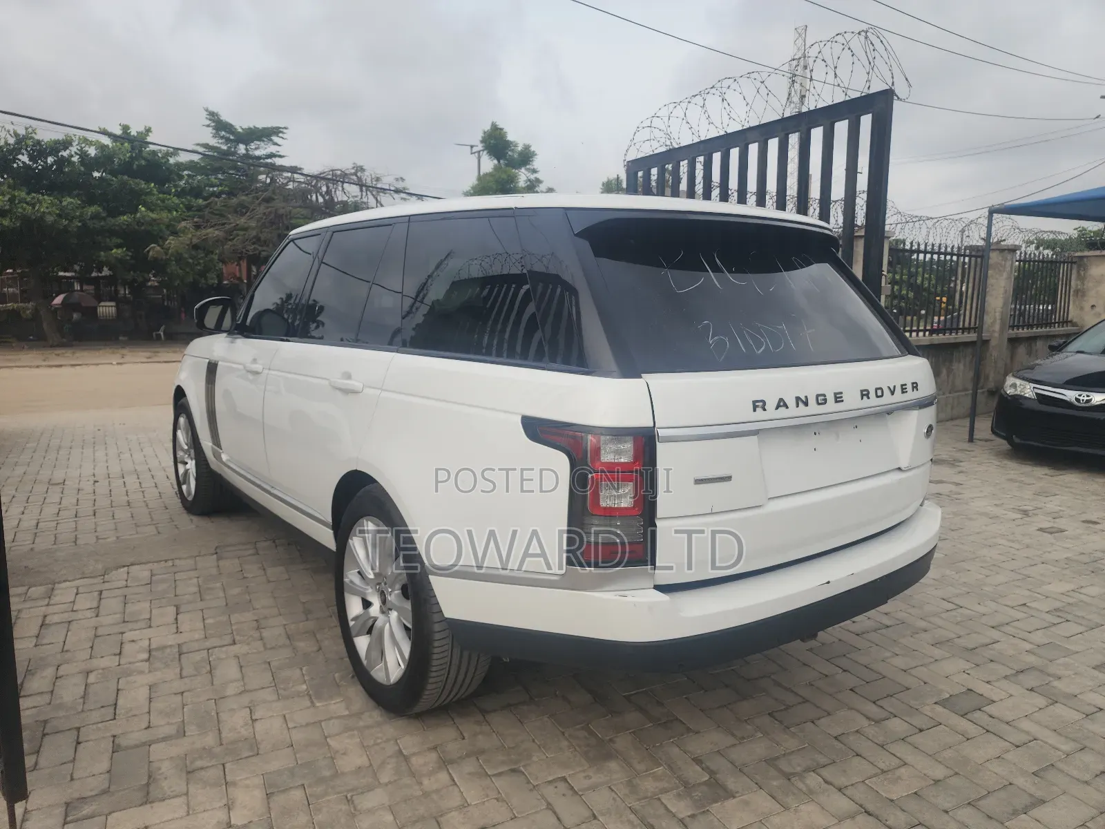 Land Rover Range Rover Vogue 2014 White