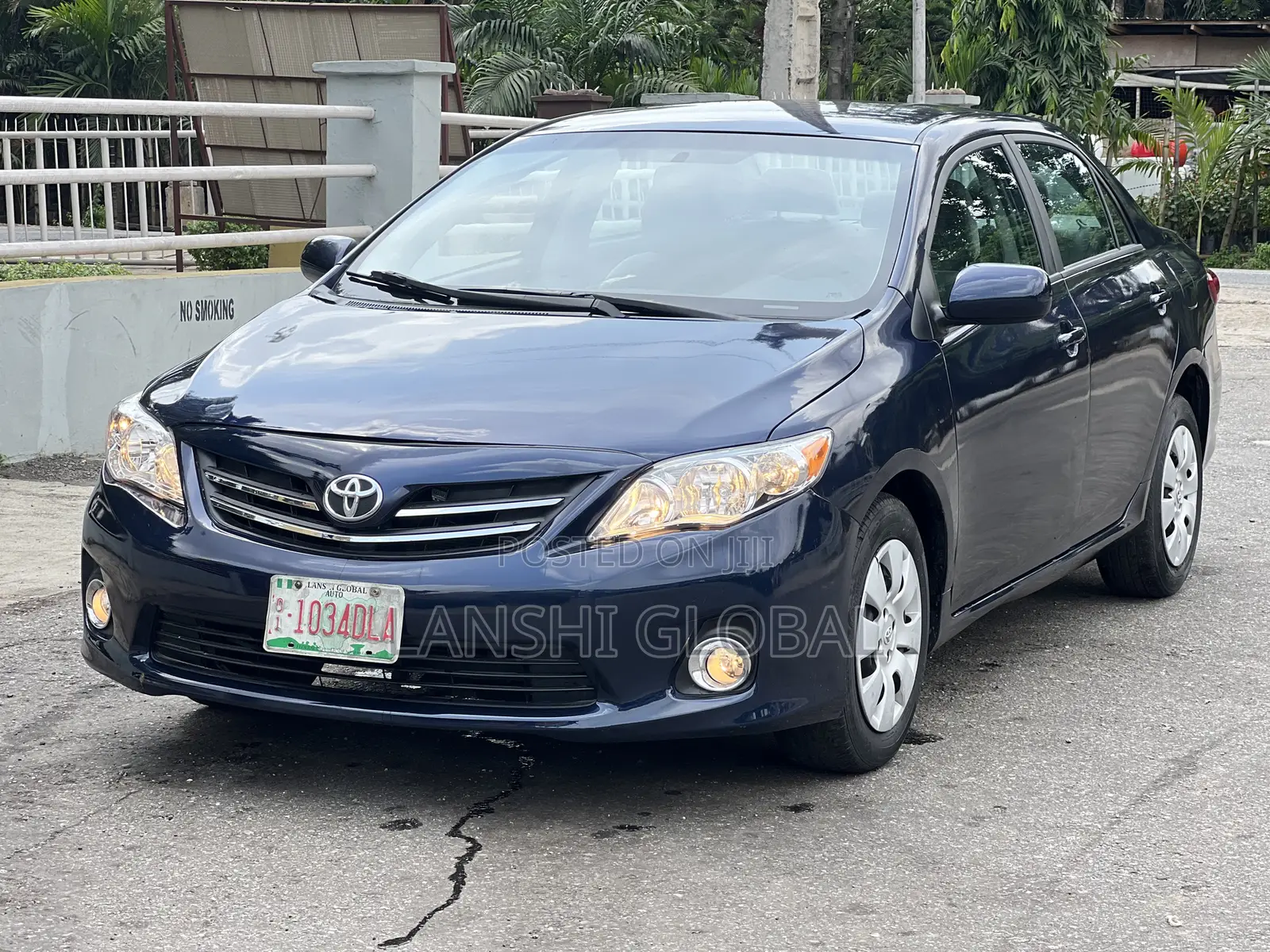 Toyota Corolla LE 4dr Sedan (1.8L 4cyl 4A) 2011 Blue
