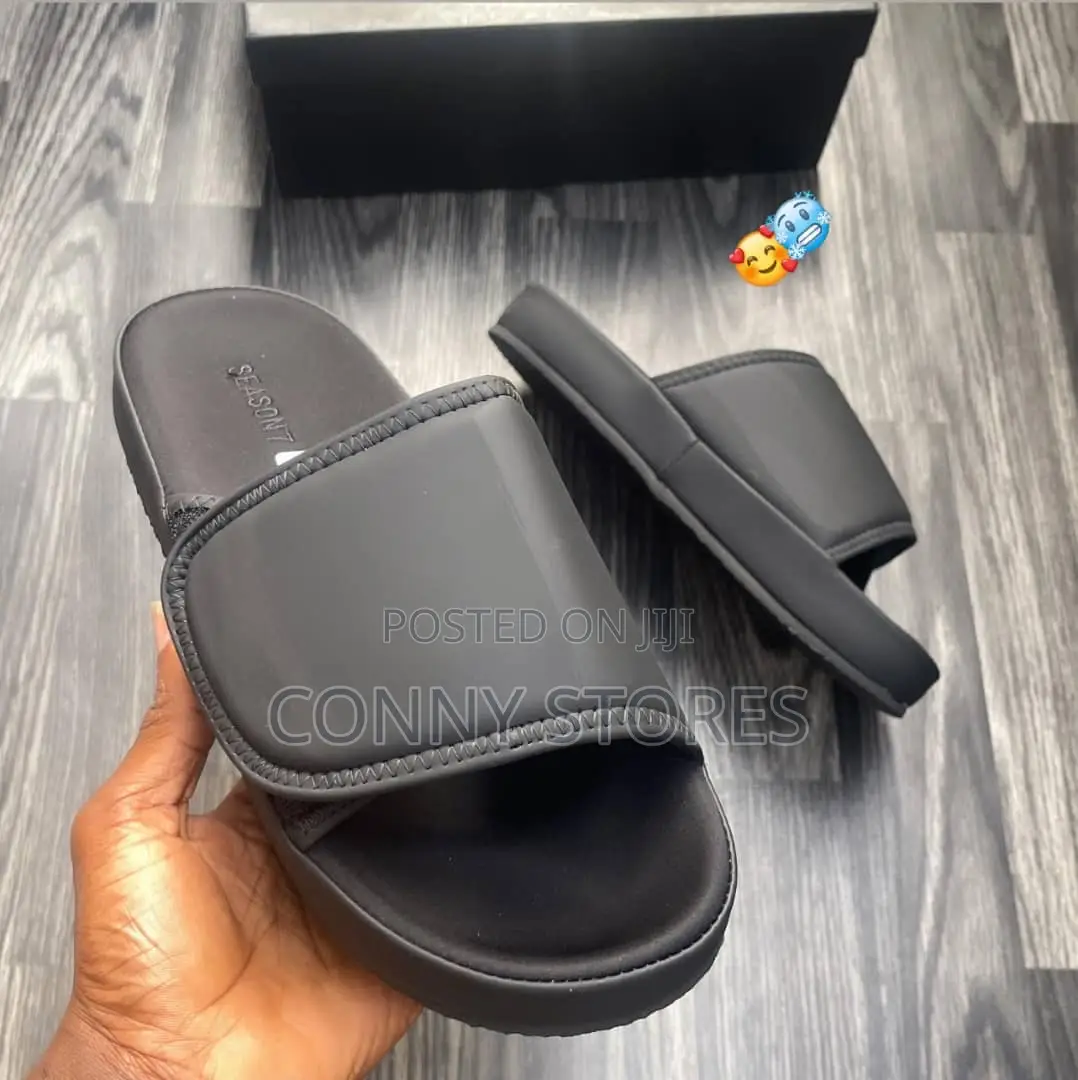 Original Yeezy Y-3 Season 7 Plas Slider Black