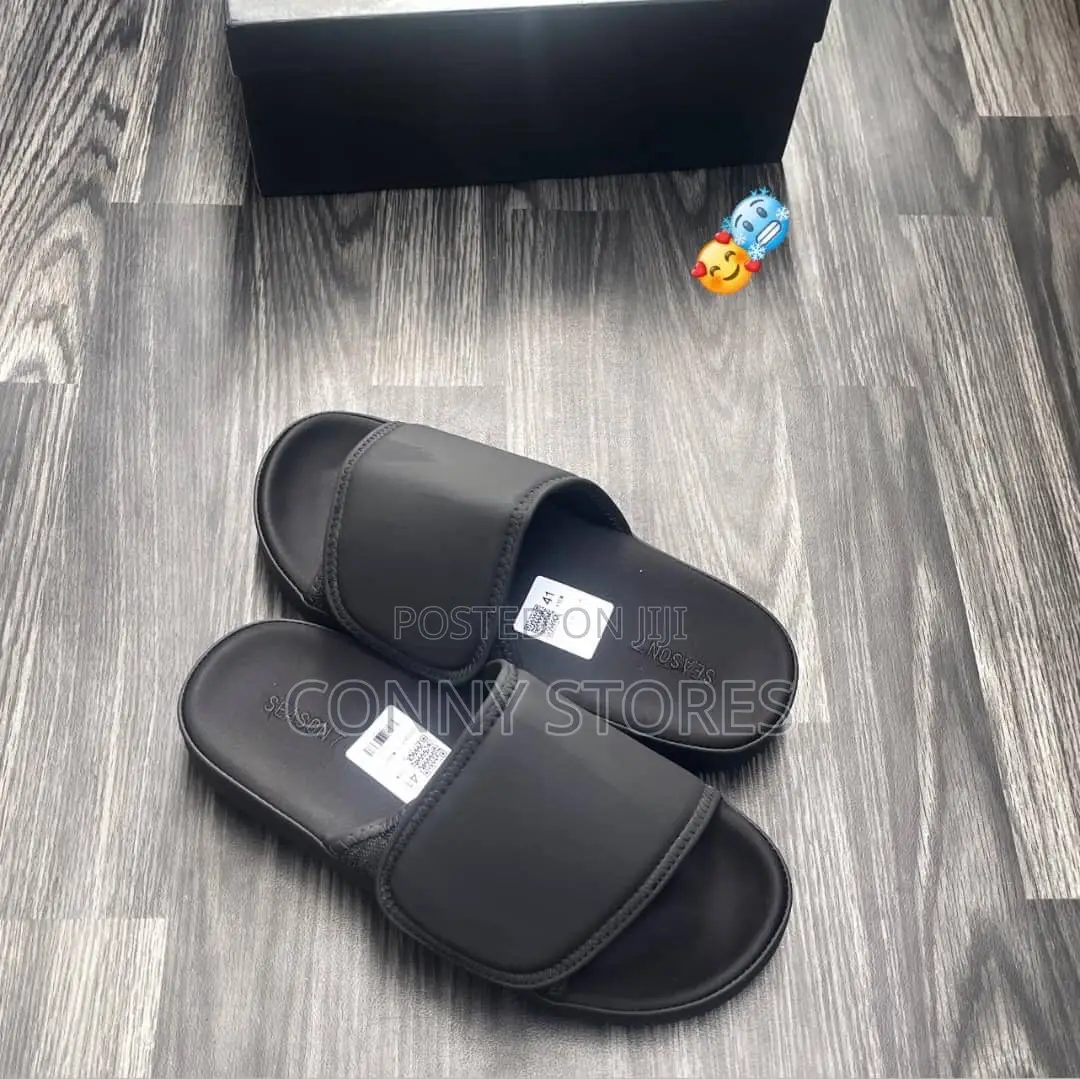 Original Yeezy Y-3 Season 7 Plas Slider Black