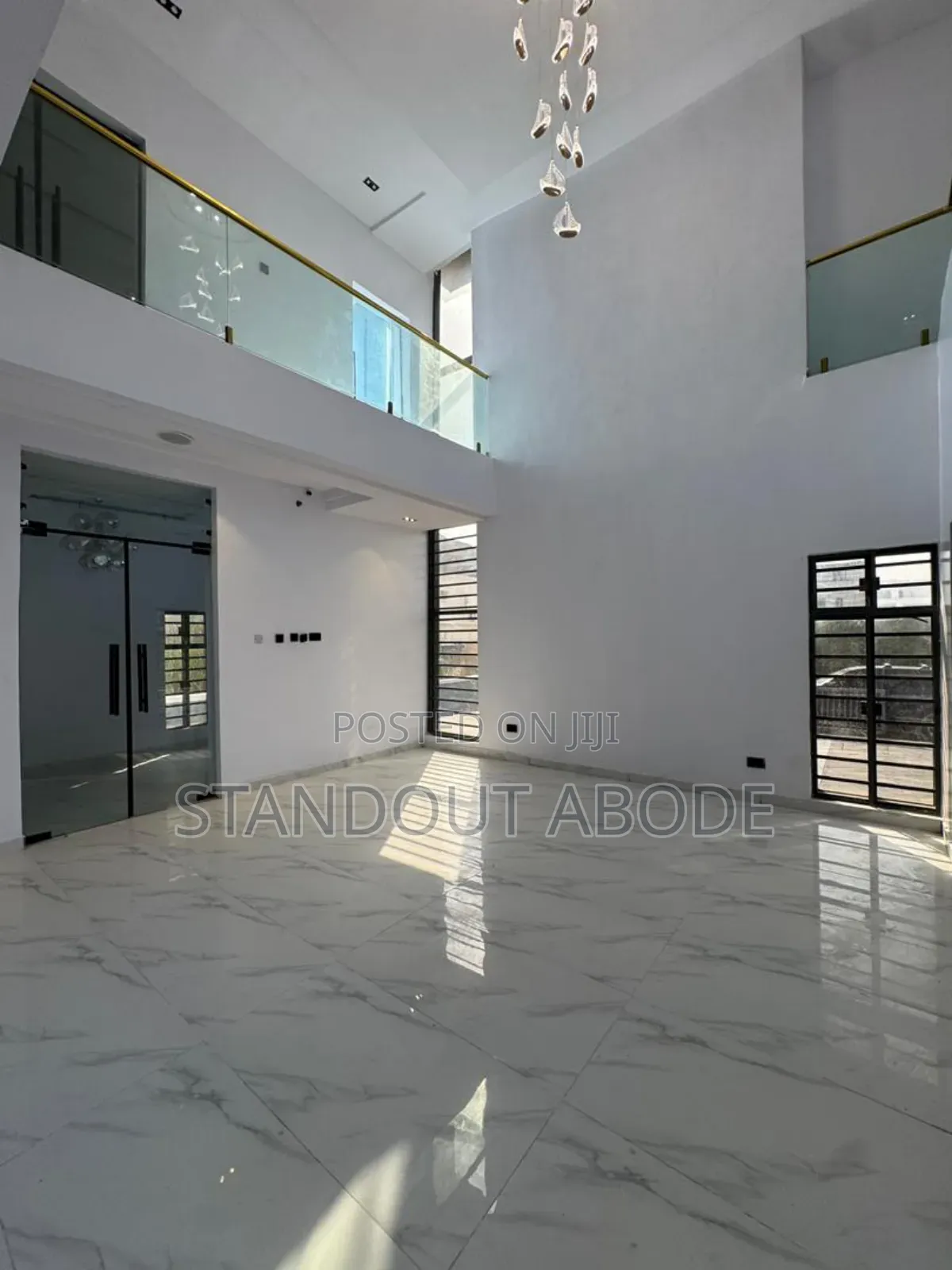 5bdrm Duplex in Lekki County for sale