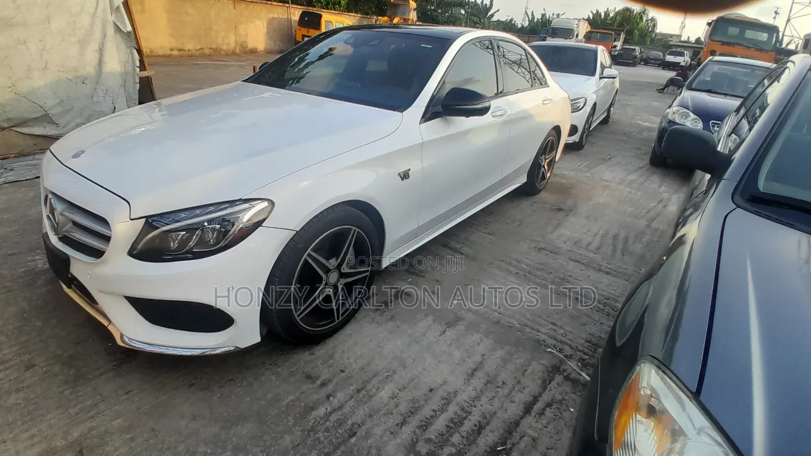 Mercedes-Benz C43 4Matic Sedan AWD (3.0L V6 9AM) 2017 White