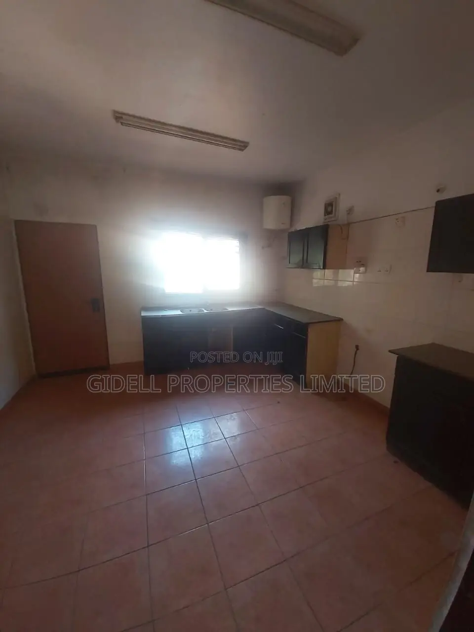 4bdrm Duplex in Maitama for sale
