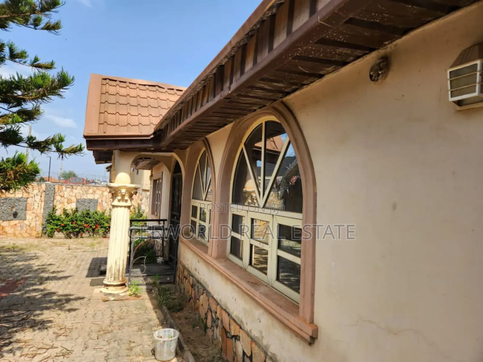3bdrm Bungalow in Olusoji Oluyole, Akala Express for sale