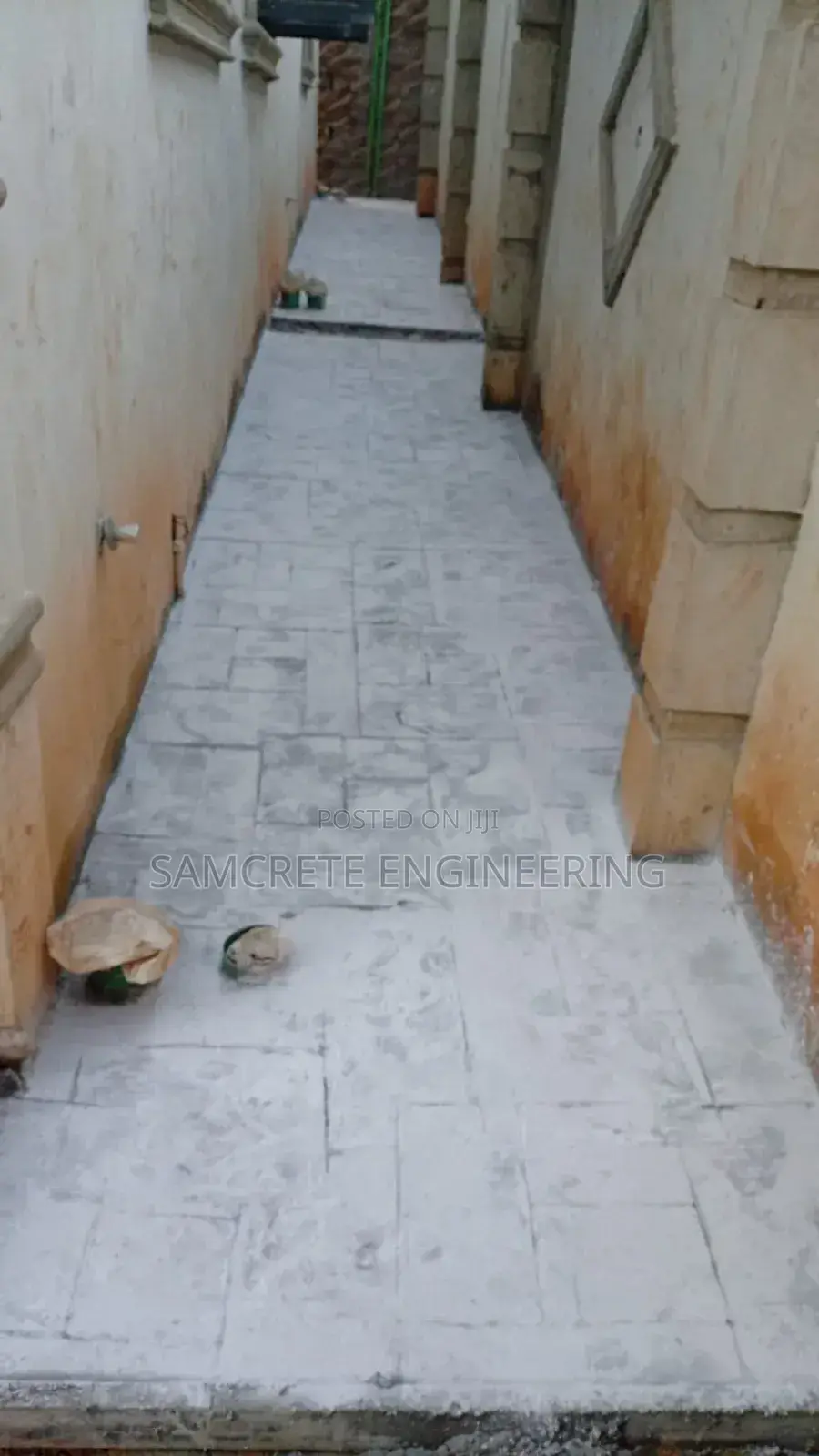 Integrated Stamp Floor