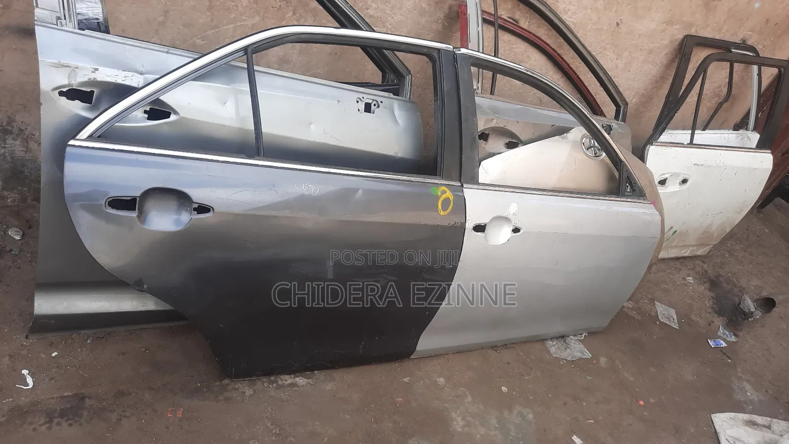 Toyota Camry 2010 Front And Back Door Right Side