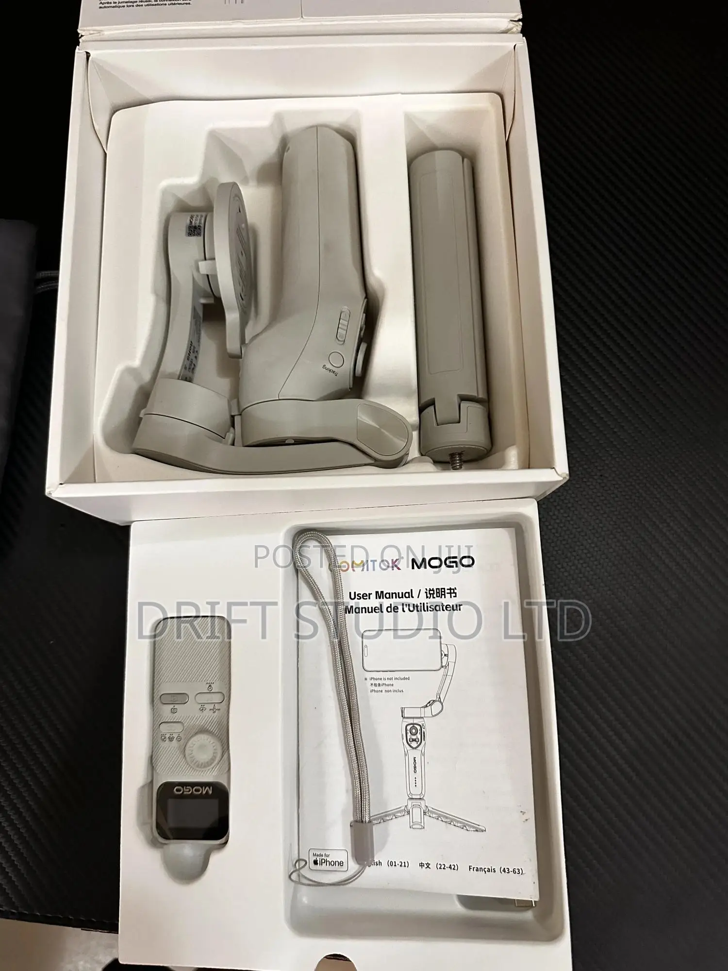Comitok Gimbal for iPhone With Apple Dockit Face Tracking