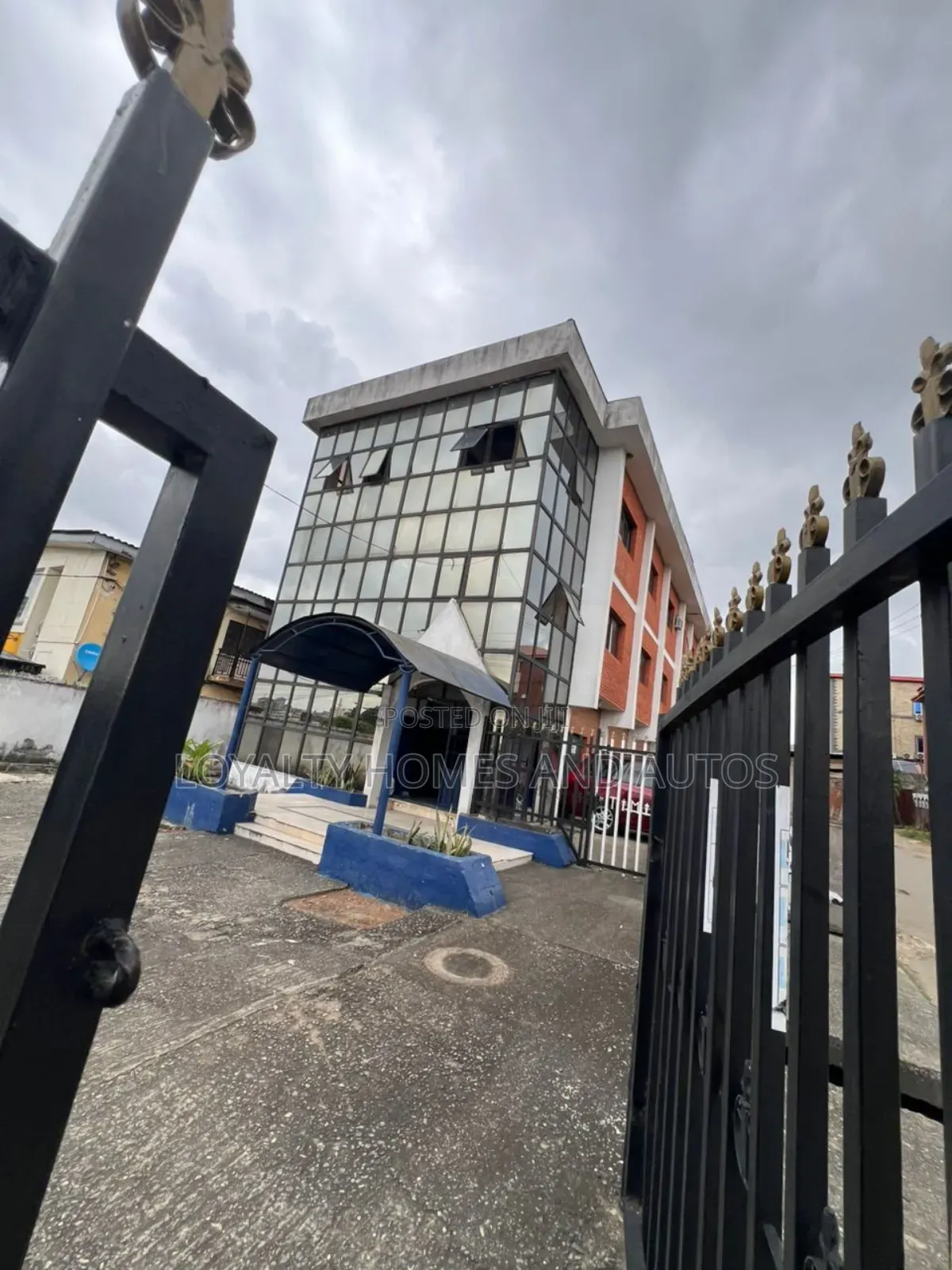 3 Storey Office Building for Sale