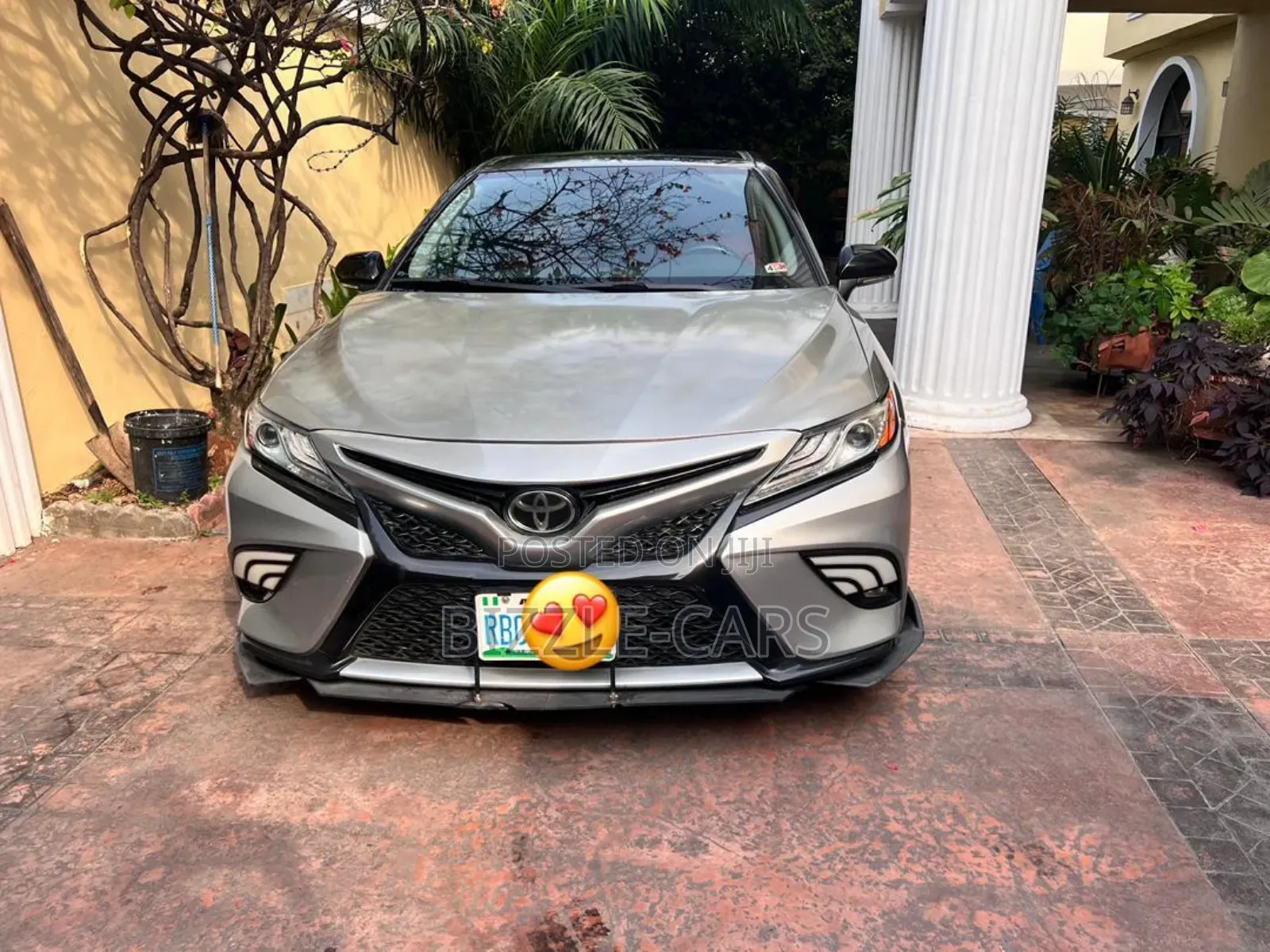 Toyota Camry XSE FWD 2020 Silver