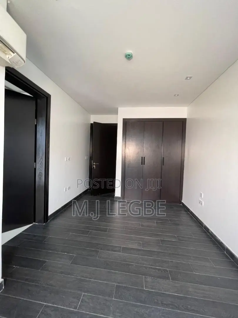 3bdrm Apartment in Banana Island, Ikoyi for rent