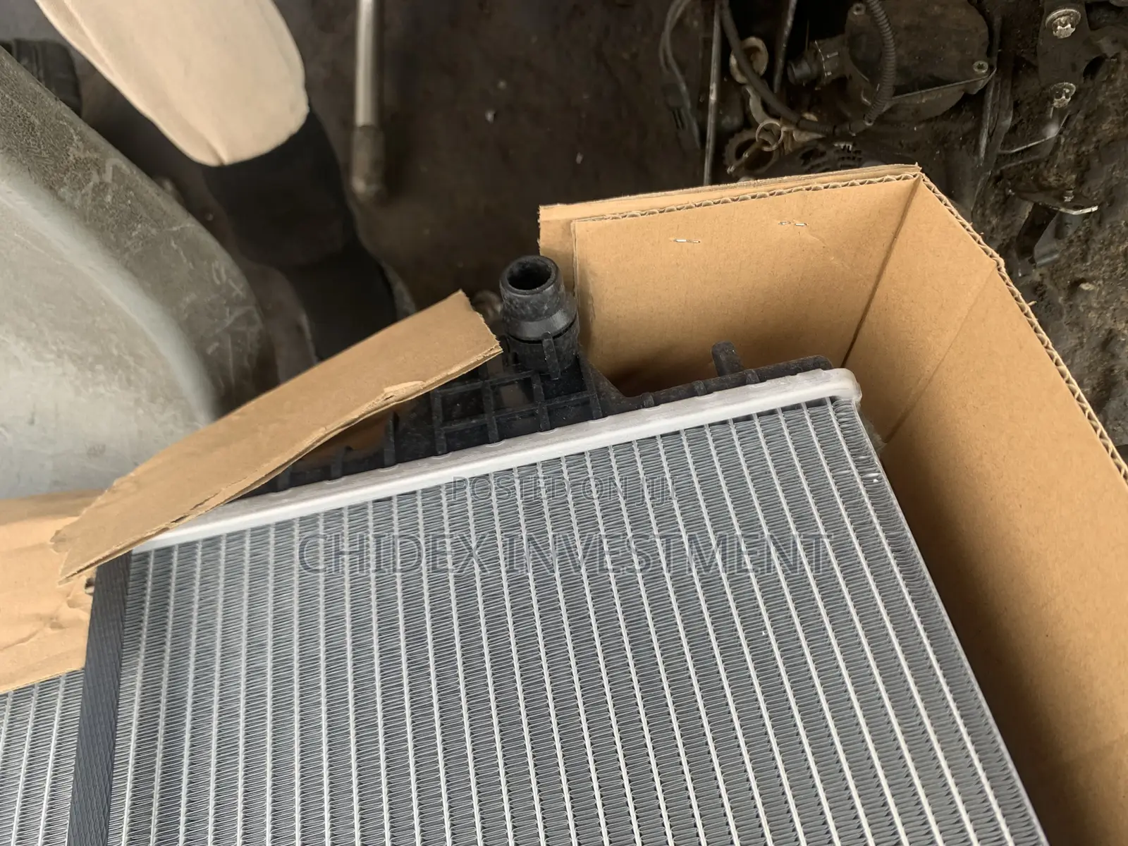 Radiator Velar 4 Cylinder