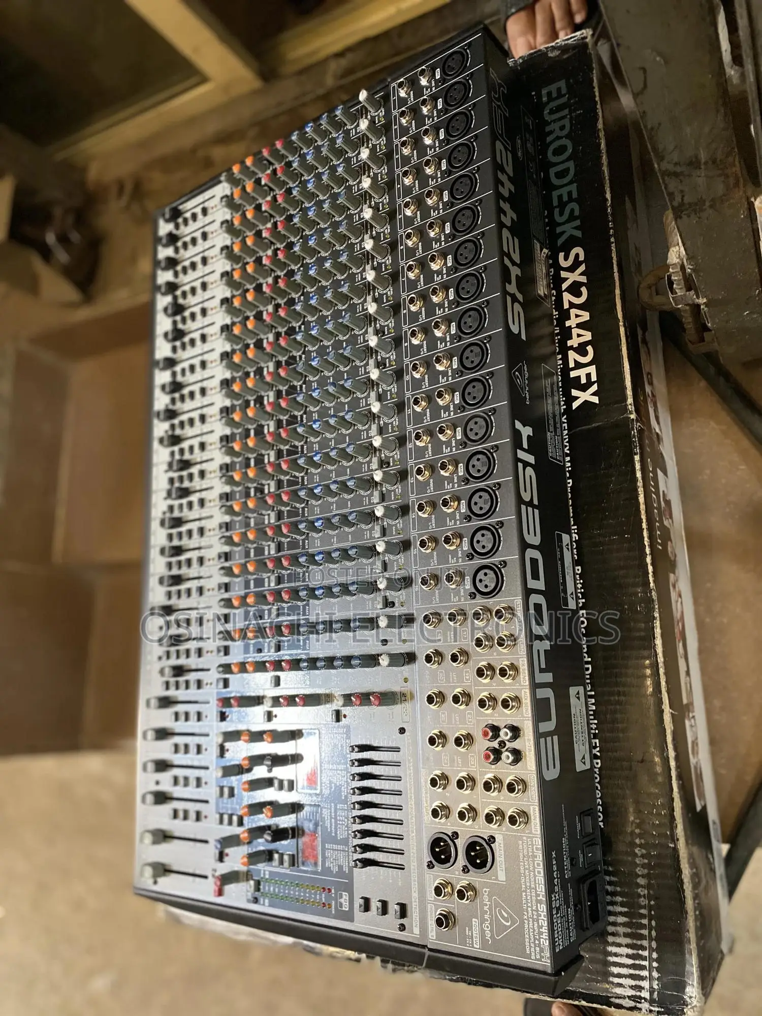 Behringer Eurodesk Sx2442fx