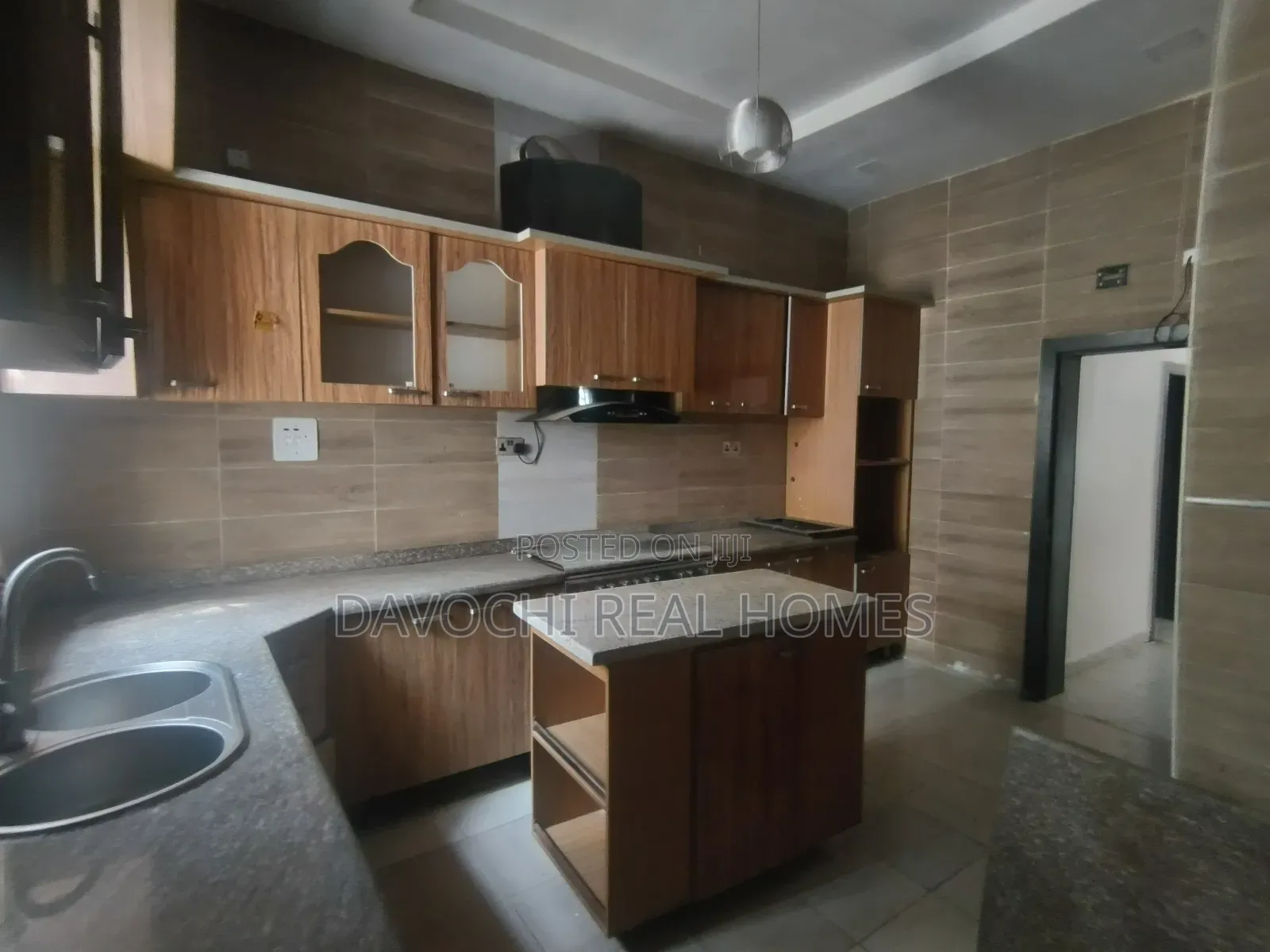 4bdrm Duplex in Osapa London Estate, Lekki for rent