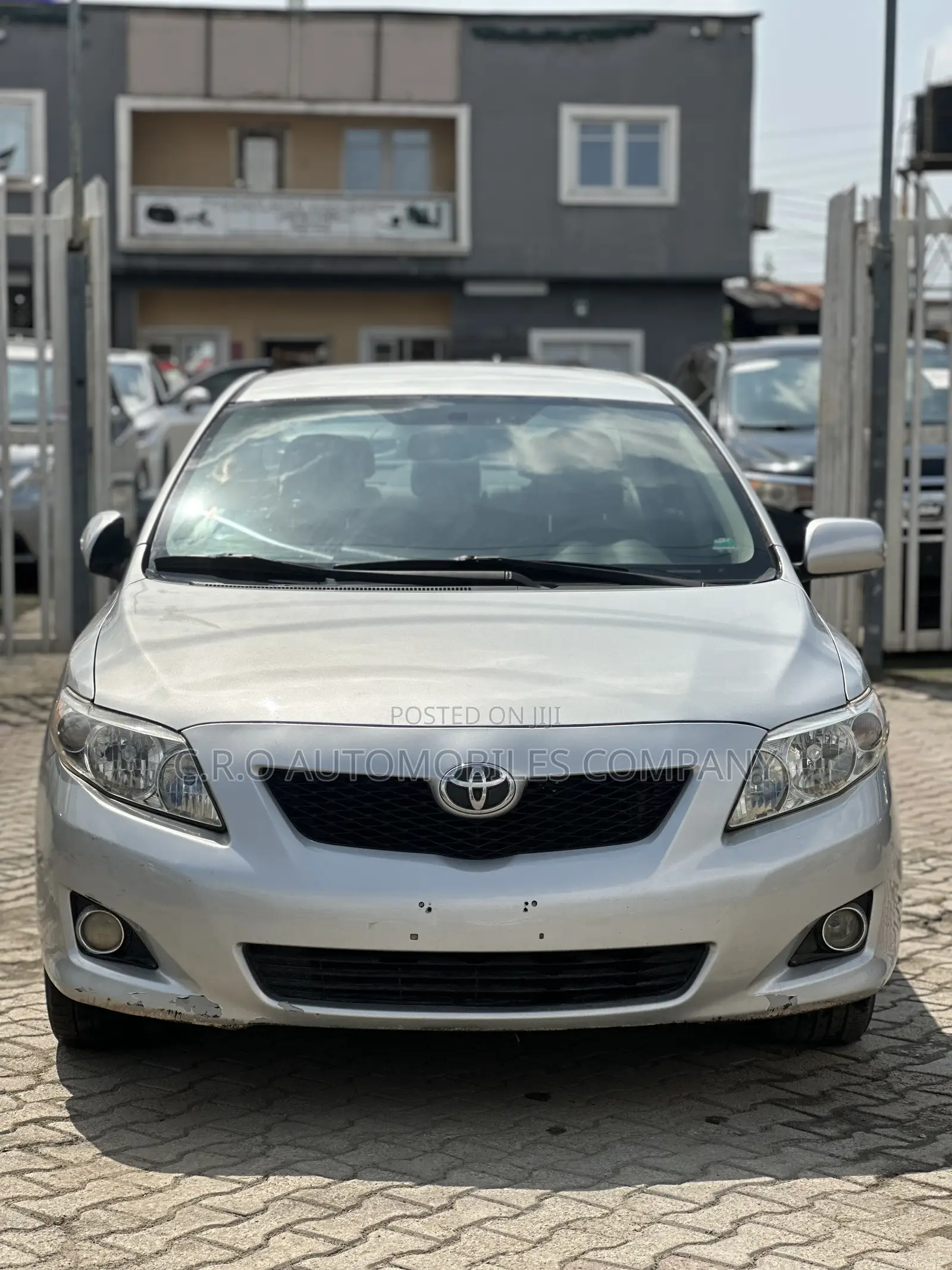 Toyota Corolla LE 4dr Sedan (1.8L 4 cyl 4A) 2009 Silver