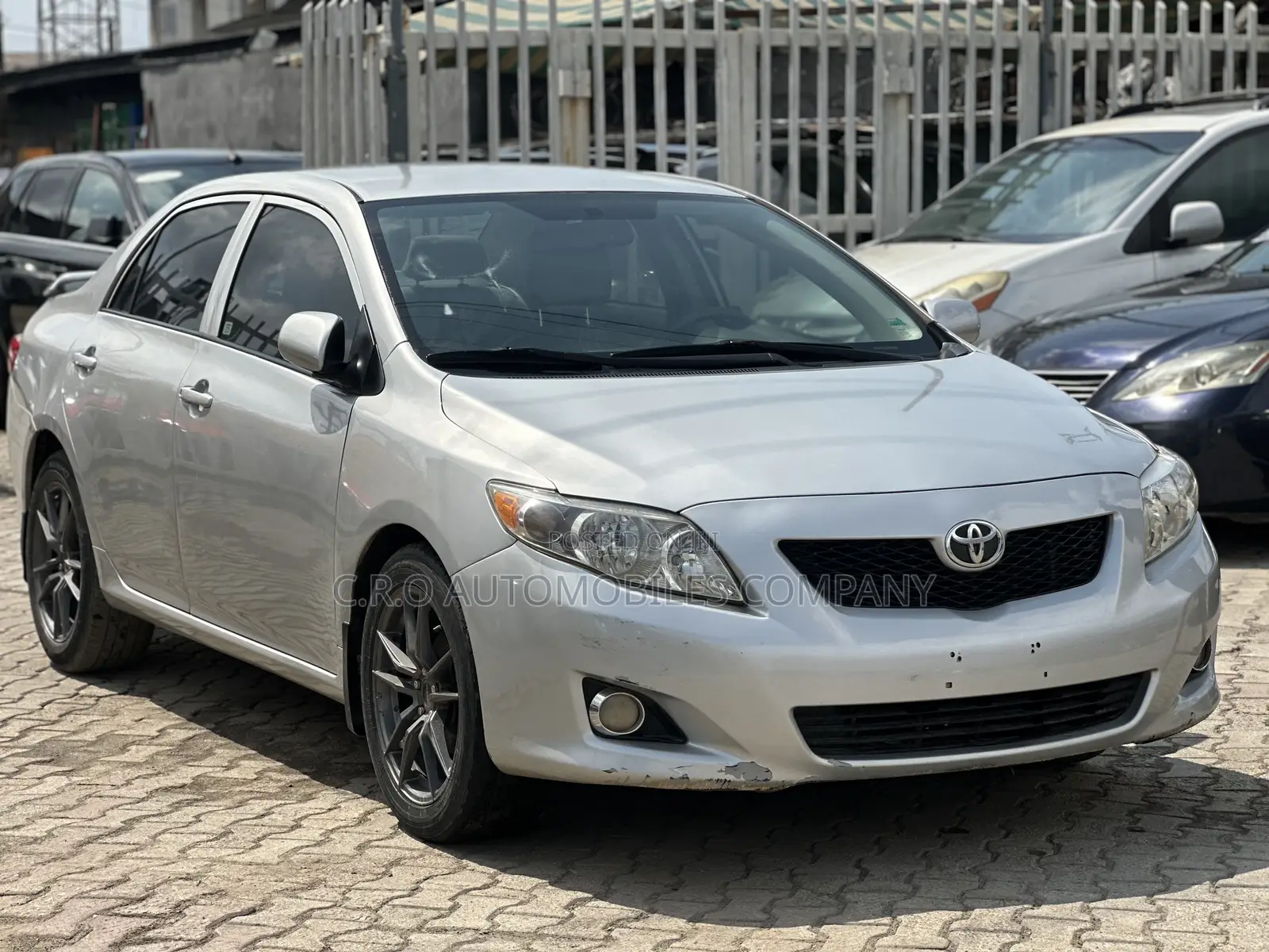Toyota Corolla LE 4dr Sedan (1.8L 4 cyl 4A) 2009 Silver