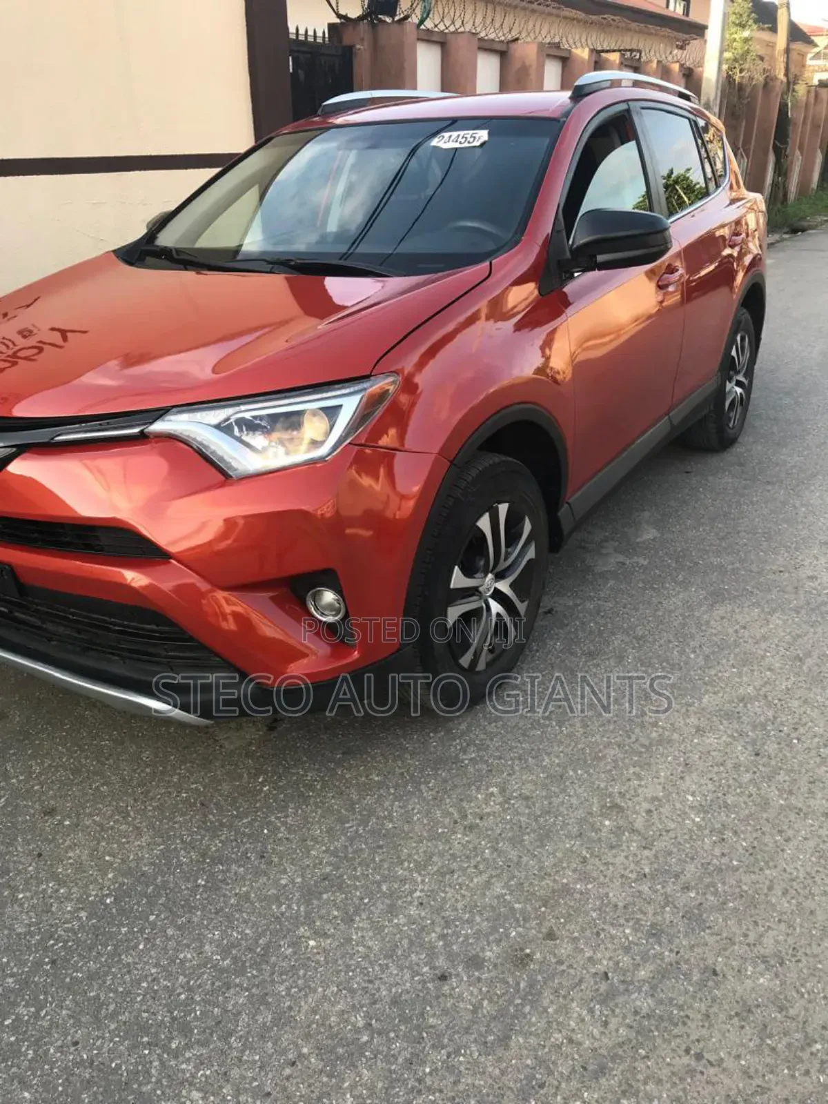Toyota RAV4 LE AWD (2.5L 4cyl 6A) 2017 Red
