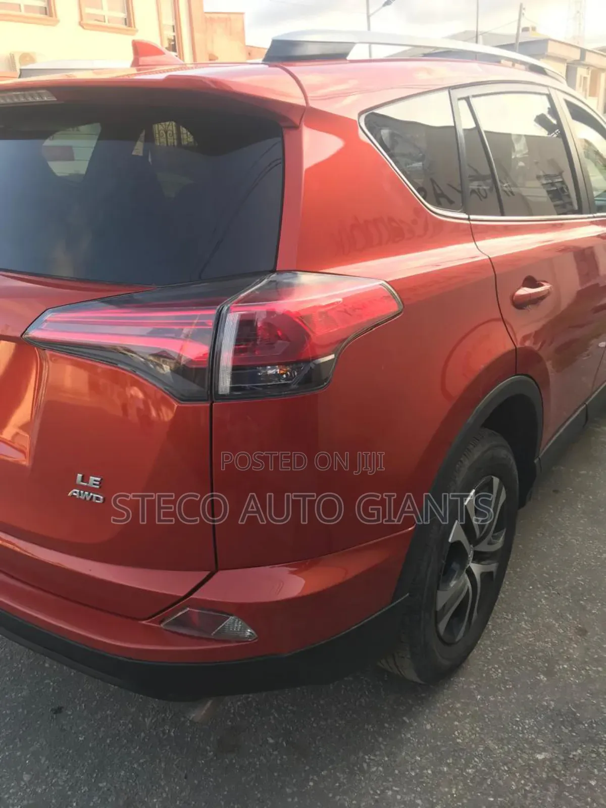 Toyota RAV4 LE AWD (2.5L 4cyl 6A) 2017 Red