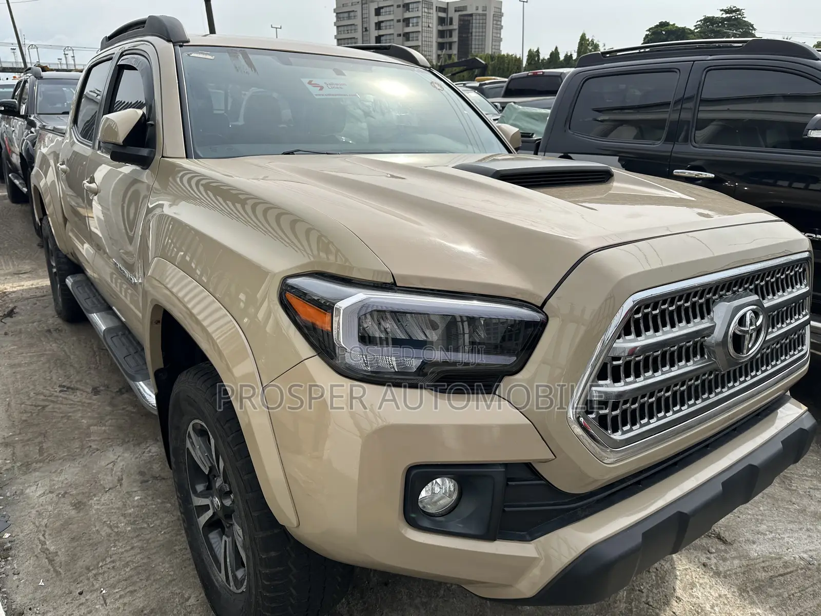 Toyota Tacoma TRD Sport 2017 Gold