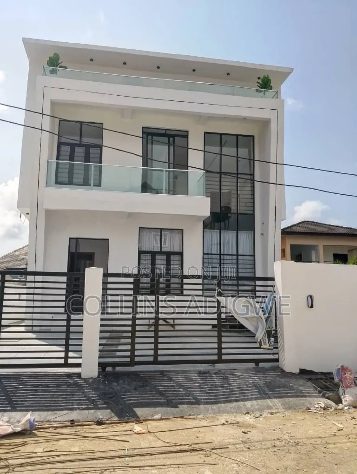 5bdrm Duplex in By Lbs Call Estate, Sangotedo for sale