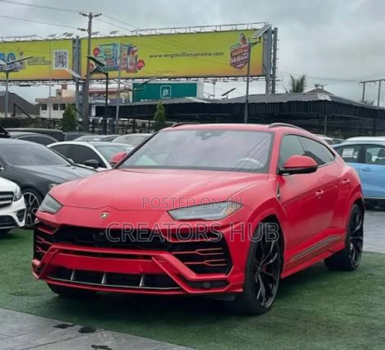 Lamborghini Urus Base 4dr AWD 2020 Red