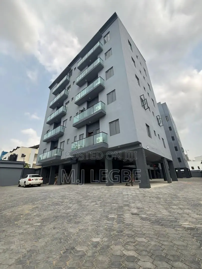 3bdrm Apartment in Ikoyi for rent