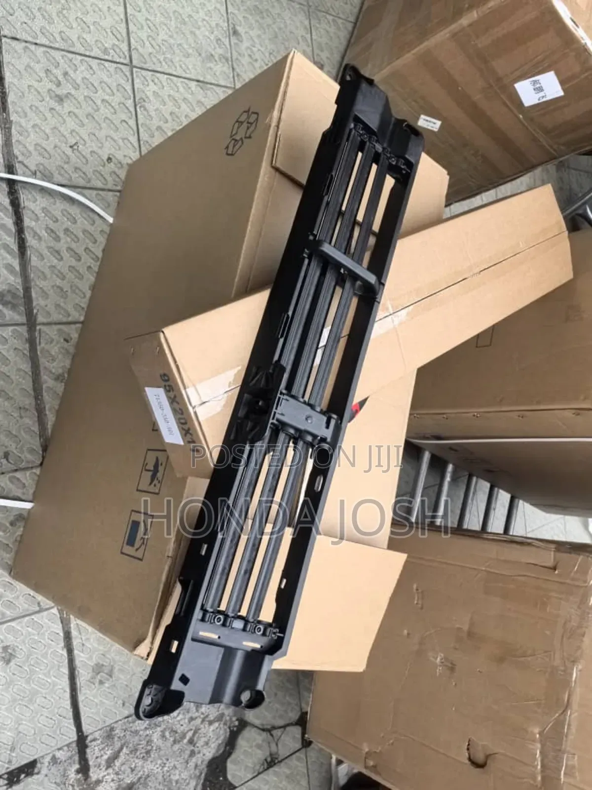 Grille Air Shutter 2023,2024,2025 Honda CRV